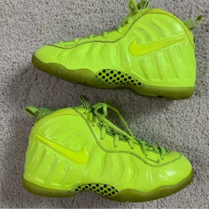 2020 NIKE Air FOAMPOSITE Pro VOLT Black Lime Green 843755-702 Shoes SNEAKERS 2.5
