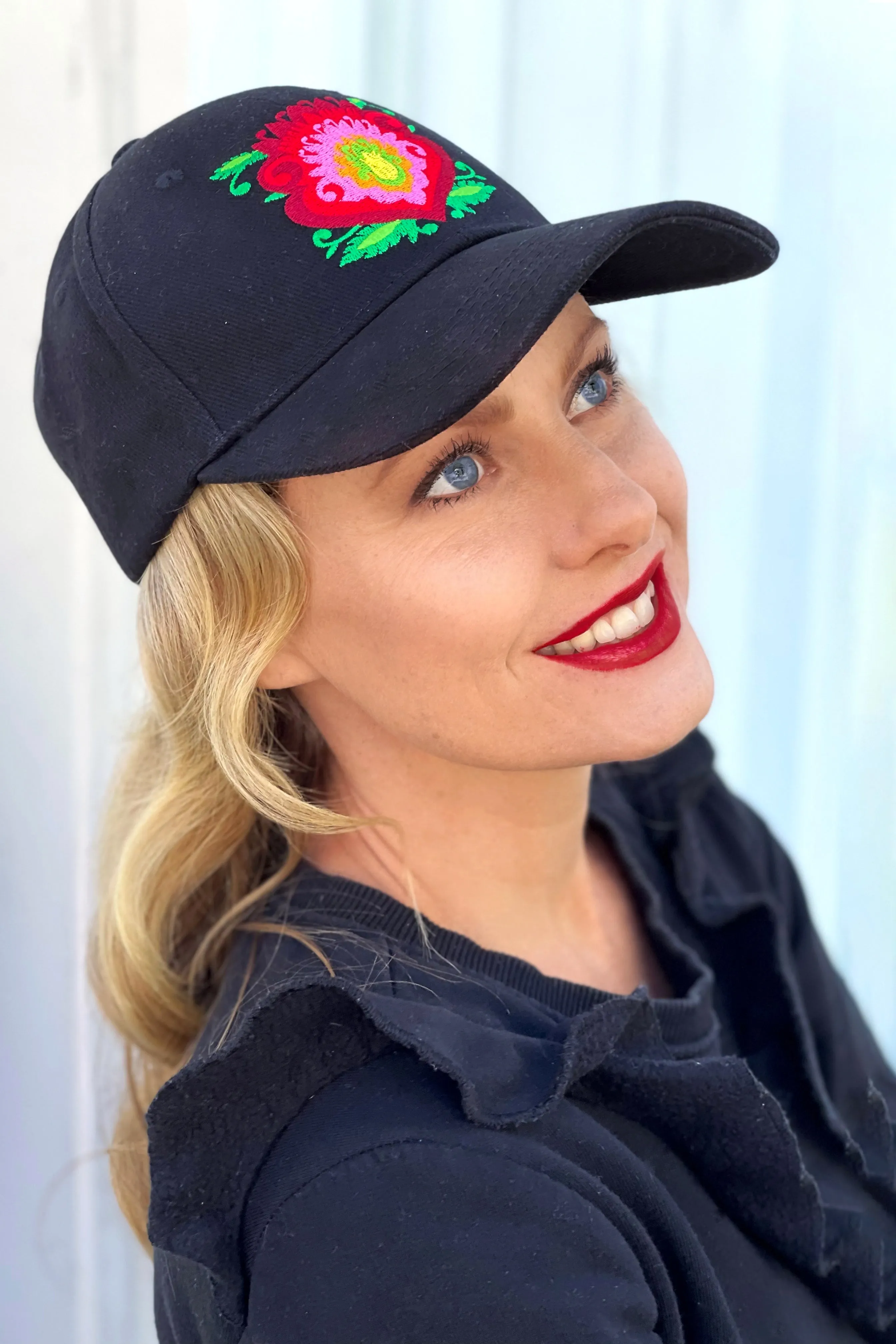 Adult Black Folk Flower Baseball Hat
