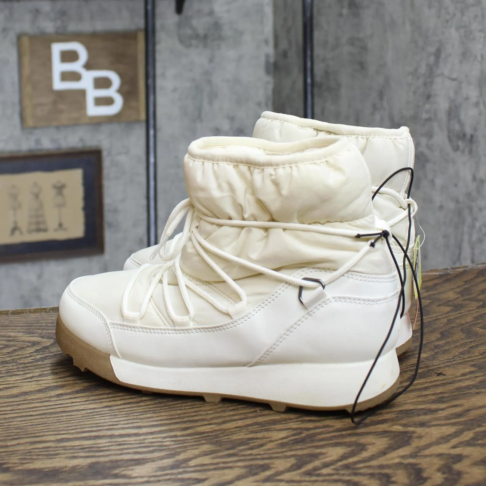 All In Motion Women's Cara Winter Boots 85604361 Cream Off White 6M