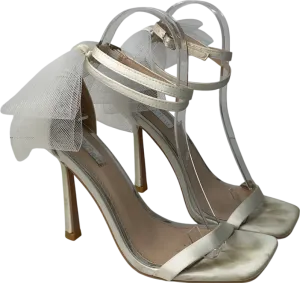 be mine Cream Bow Heels UK 5 EU 38 👠