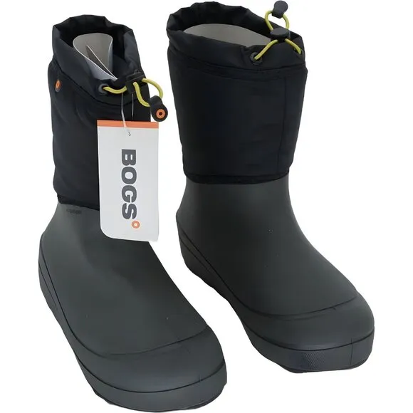 Bogs Boys Snow and Rain Boots Size 4 - Durable and Waterproof