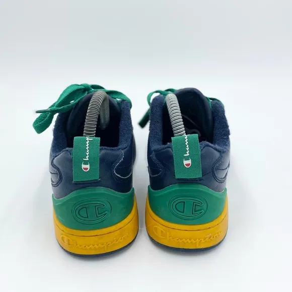 Champion court classic sneakers size 5Y