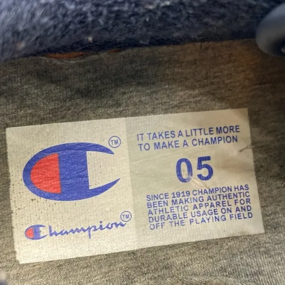 Champion court classic sneakers size 5Y