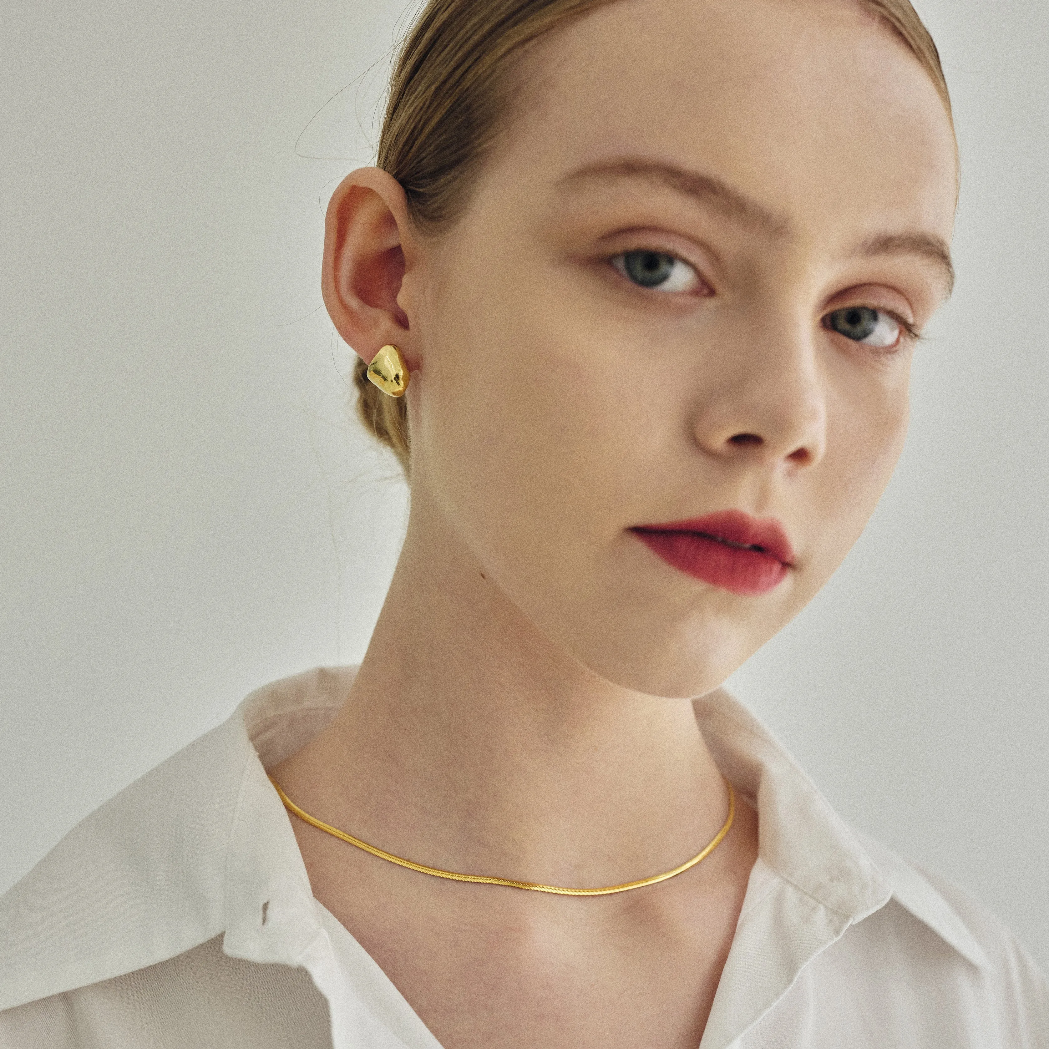 Dainty Loop Earrings
