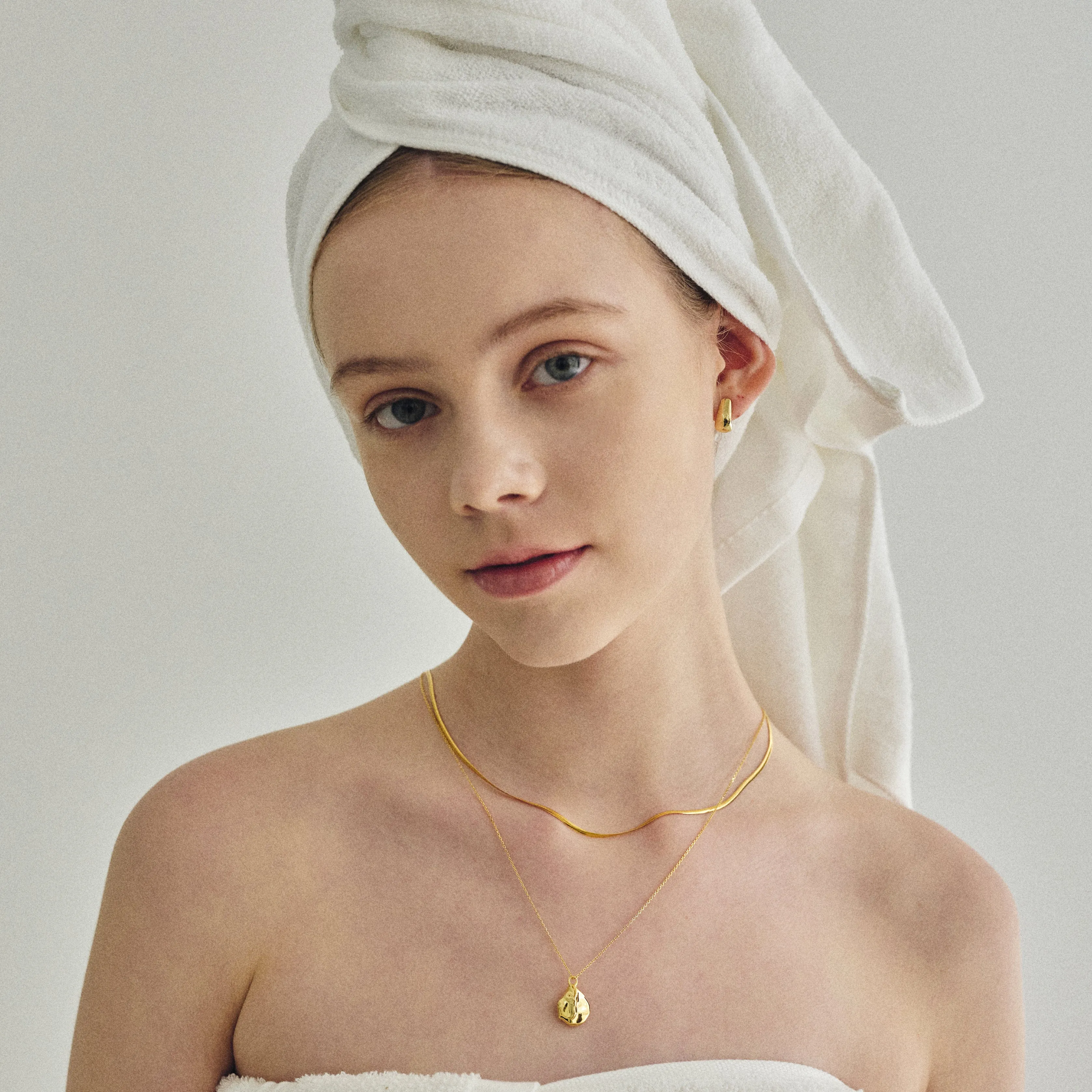 Dainty Teardrop Pendant Long Necklace