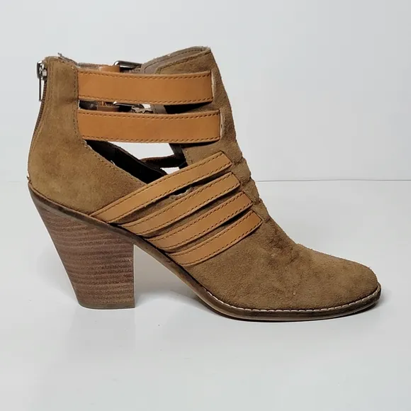 DOLCE VITA Suede stacked heel booties size 9