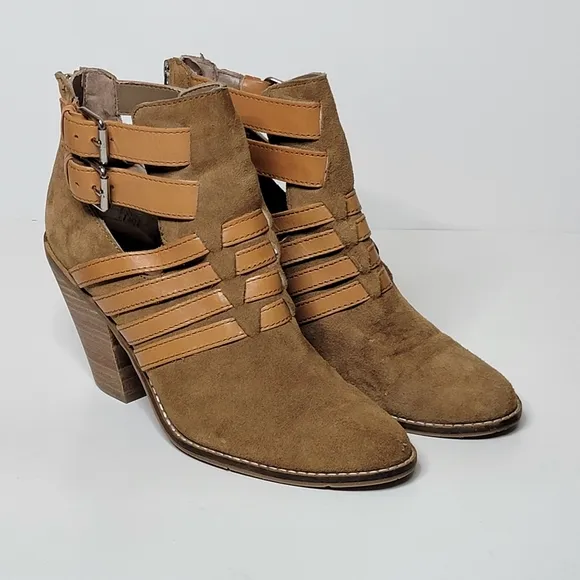 DOLCE VITA Suede stacked heel booties size 9