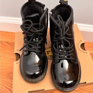 Dr. Martens 1460 Black Patent Lamper Boots
