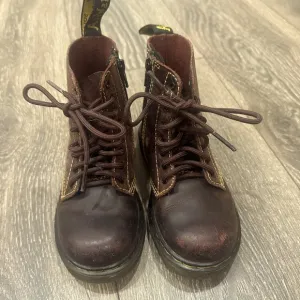 Dr Martens 1940 boot - Size 9