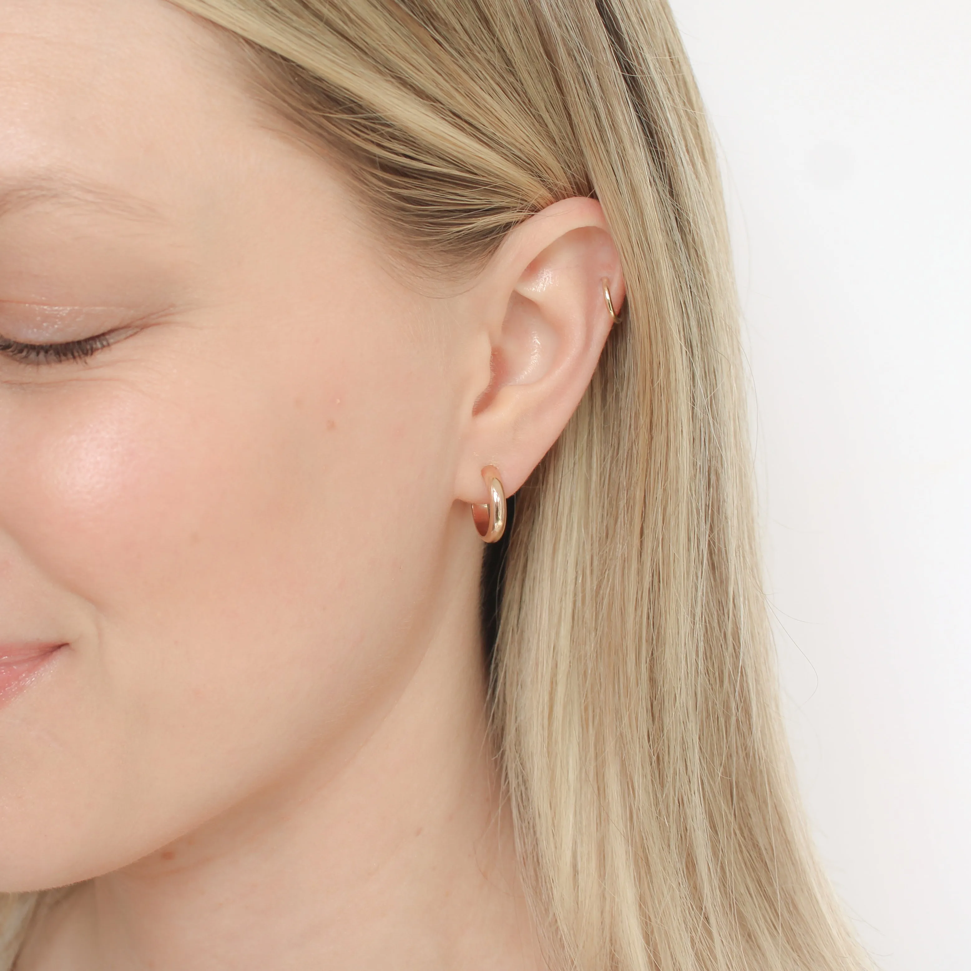 Ella Hoops