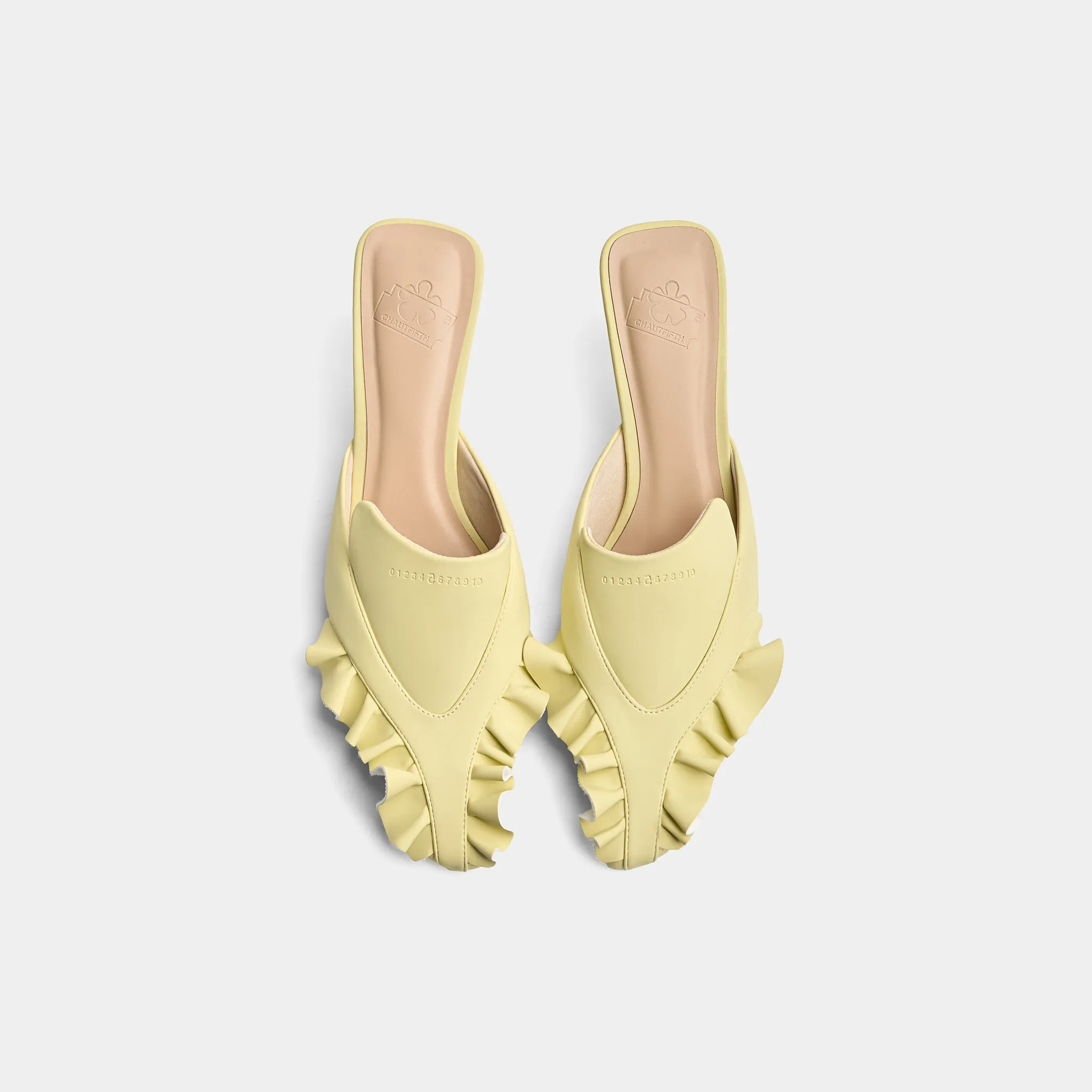 Giày ruffles 50 mules màu Vàng bơ
