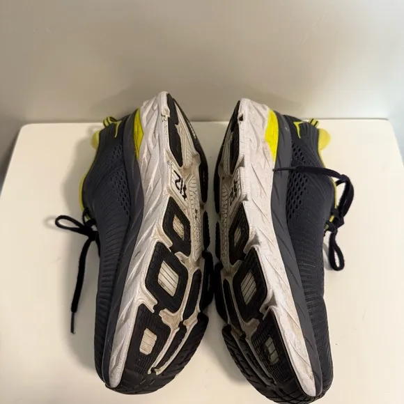 Hoka Men's Bondi 7 Green Navy Blue Lace Up Athletic Comfort 9.5