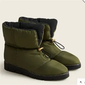 J. CREW Elsa puffer boot with Primaloft EUC