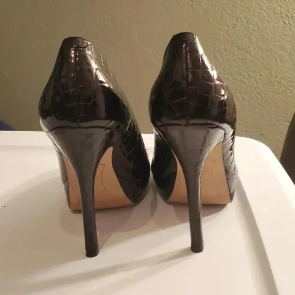 Joan &amp; David DV Flipp brown crocodile platform heels