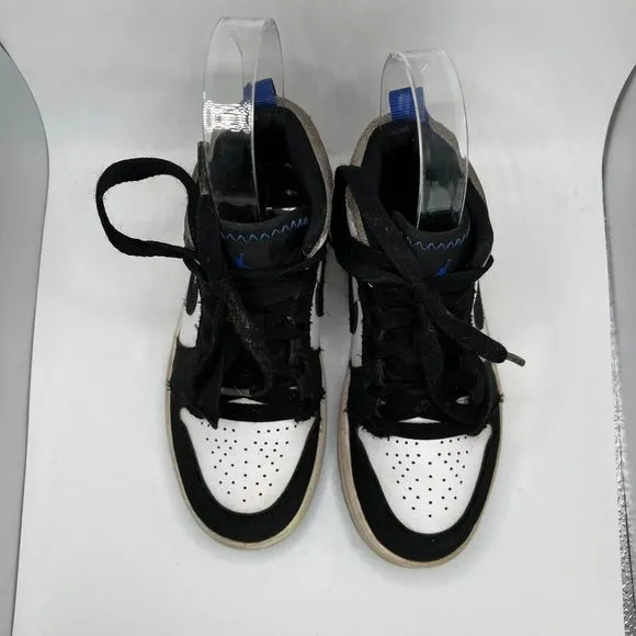 Kids Nike Air Jordan 1 Mid SE Sneakers Size 11.5C
