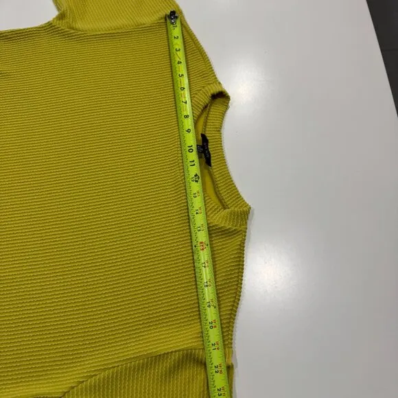 Lime/Yellow Ribbed Short SET NEW, Size M