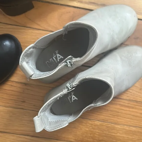 Little girls boots &amp; booties 3 pairs MIA boots bundle