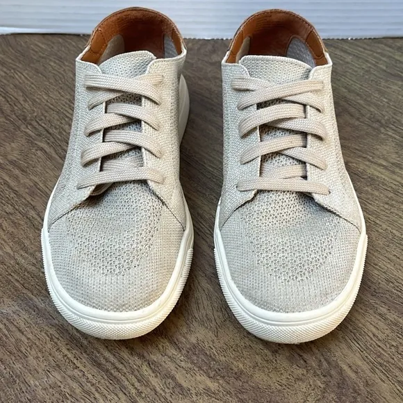 Lucky Brand Leigan Cream Beige Sneakers Size 7