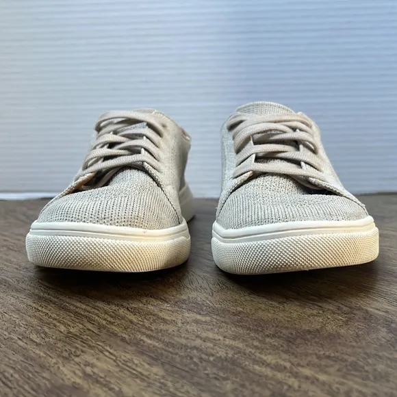 Lucky Brand Leigan Cream Beige Sneakers Size 7