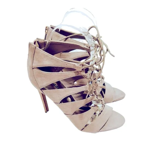 Madden Girl Heels Raceyyy Heel In Taupe NWT