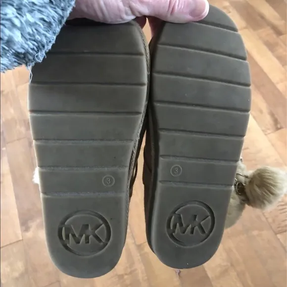 Michael Kors boots with pom poms youth Size 3