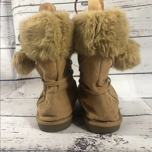 Michael Kors boots with pom poms youth Size 3