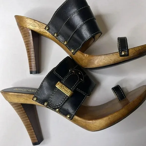 Michael Michael Kors black wooden gold buckle sandal size 8.5m