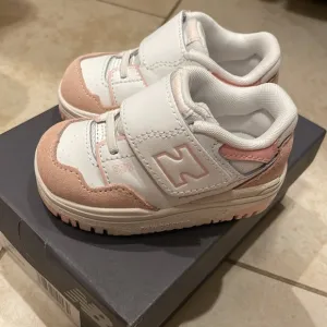 New balance baby shoes (new)