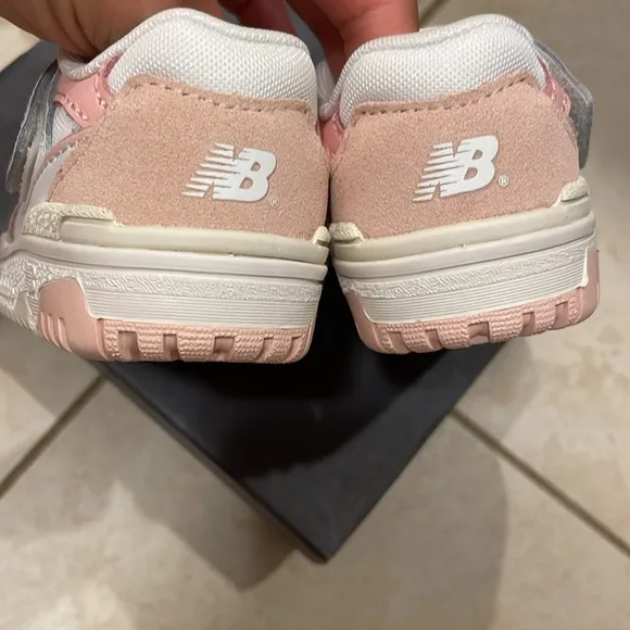 New balance baby shoes (new)