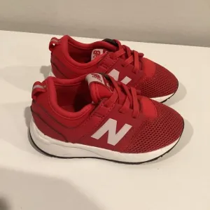 New Balance Classic 247 Sneakers Slip On Red White Toddler Size 6