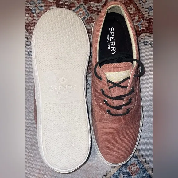 NEW SPERRY STRIPER MAN’S SNEAKERS SIZE 11.5