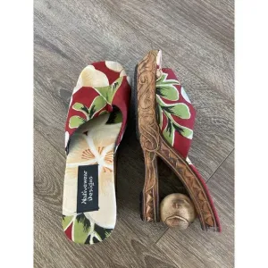 NEW Vintage cha cha Heels Womens Hawaiin Handcarved Wooden red Size 6.5 1960s