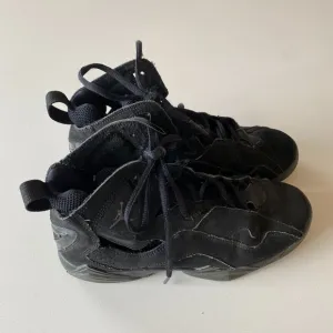 Nike Air Jordan True Flight (Youth) Size 5