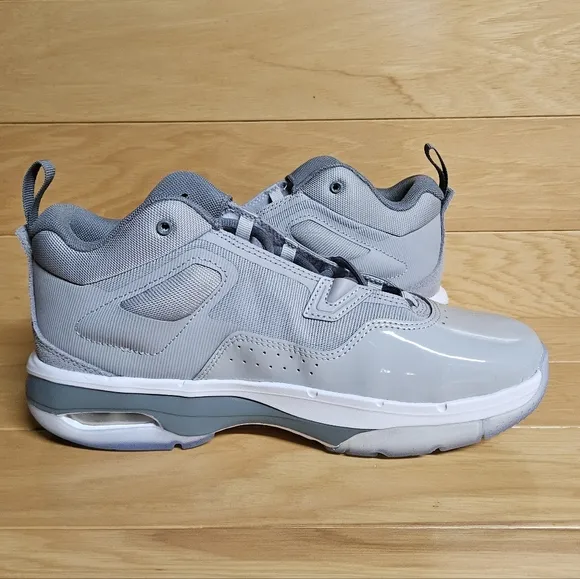 Nike Jordan Stay Loyal 3 GS Wolf Cool Grey White Basketball Shoes FB9922 012