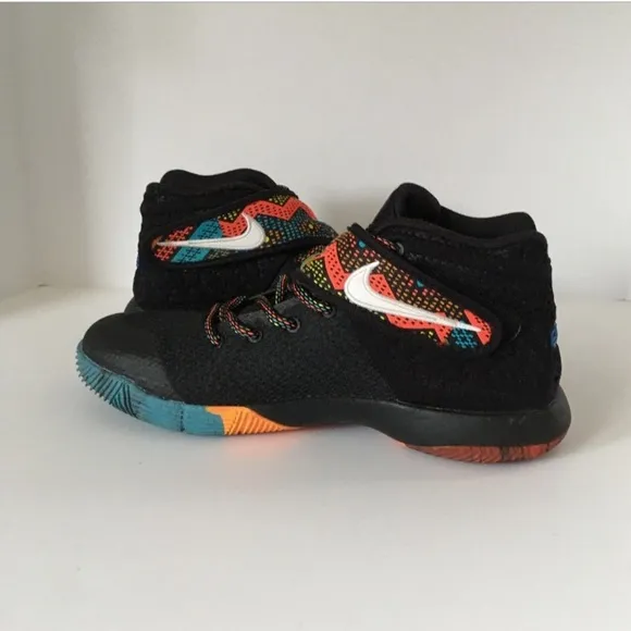 Nike Kyrie 2 black with multi-colors  size 7Y sneakers