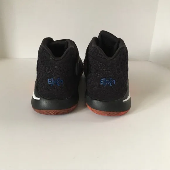 Nike Kyrie 2 black with multi-colors  size 7Y sneakers