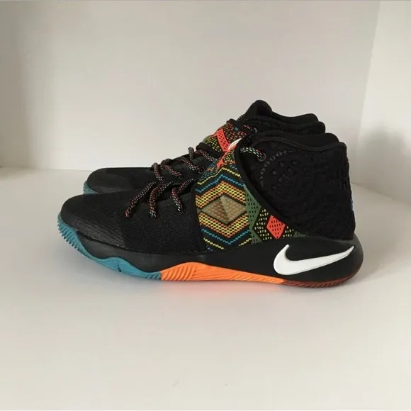 Nike Kyrie 2 black with multi-colors  size 7Y sneakers