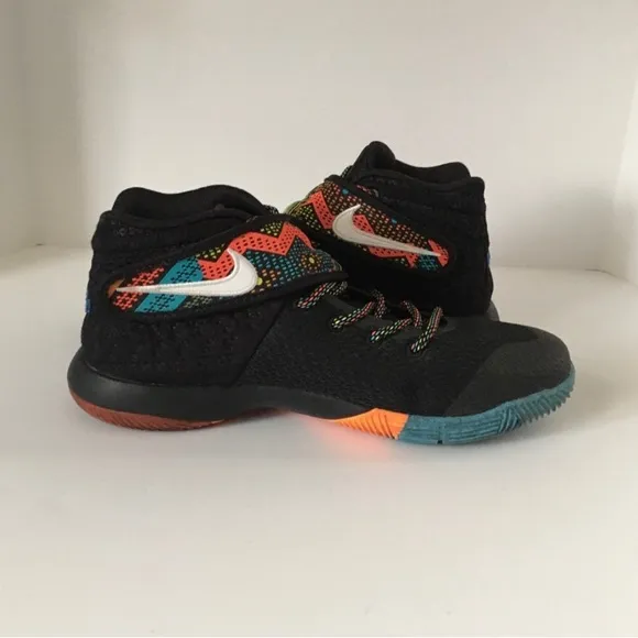 Nike Kyrie 2 black with multi-colors  size 7Y sneakers