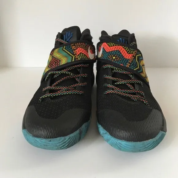 Nike Kyrie 2 black with multi-colors  size 7Y sneakers