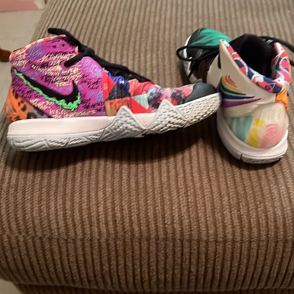 Nike Kyrie Kybird S2 Orange Green Multi Color Unisex Sneakers Size 7Y