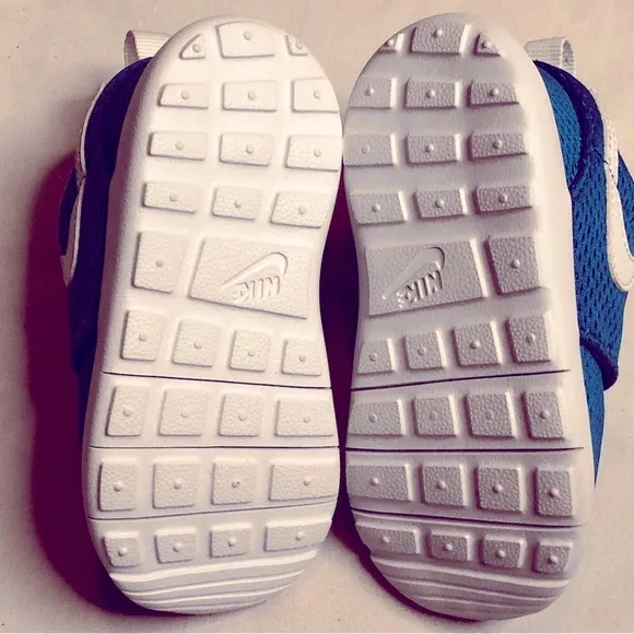 Nike Roshe one blue sneakers