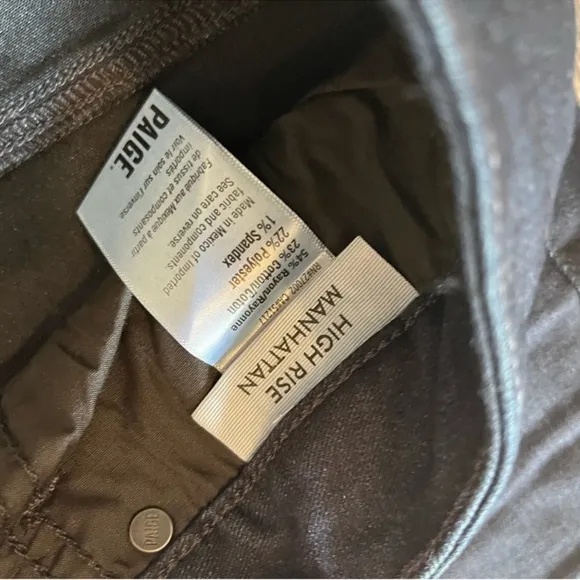 NWOT - PAIGE Dark Blue Jeans High Rise Manhattan Straight Leg 31