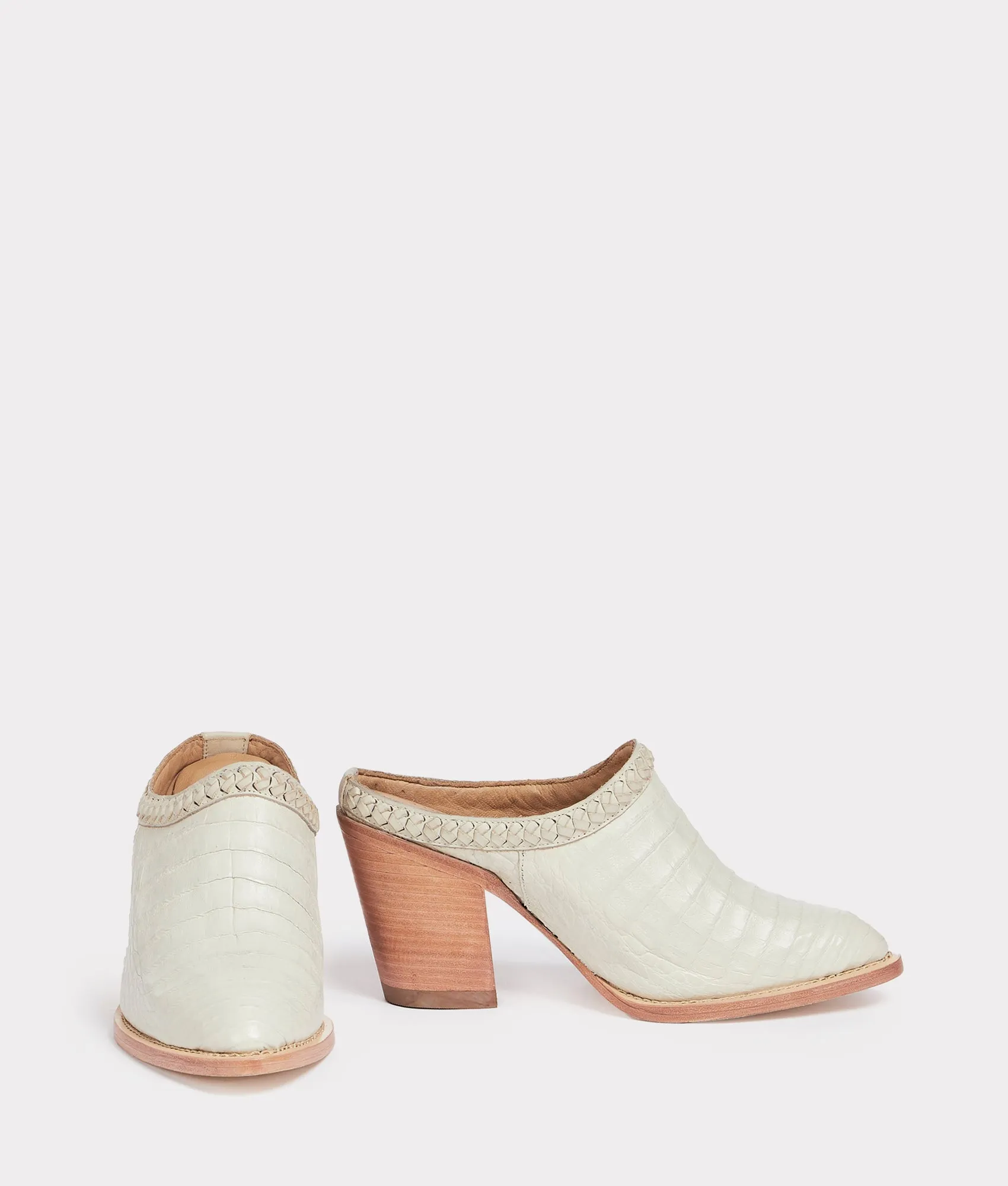 Patti Exotic :: Cream