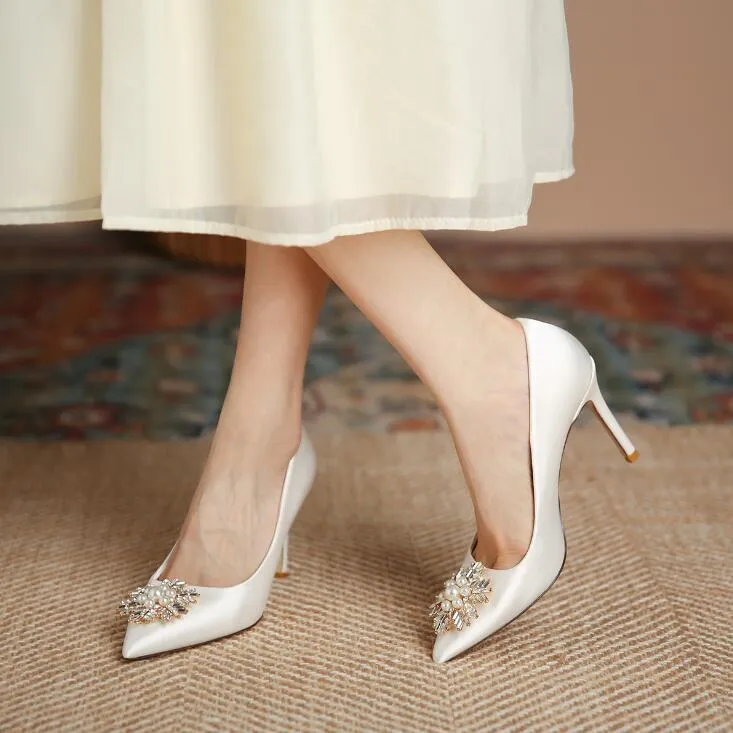 Petite Size 1 Silk Stain Heels For Small Feet ES61