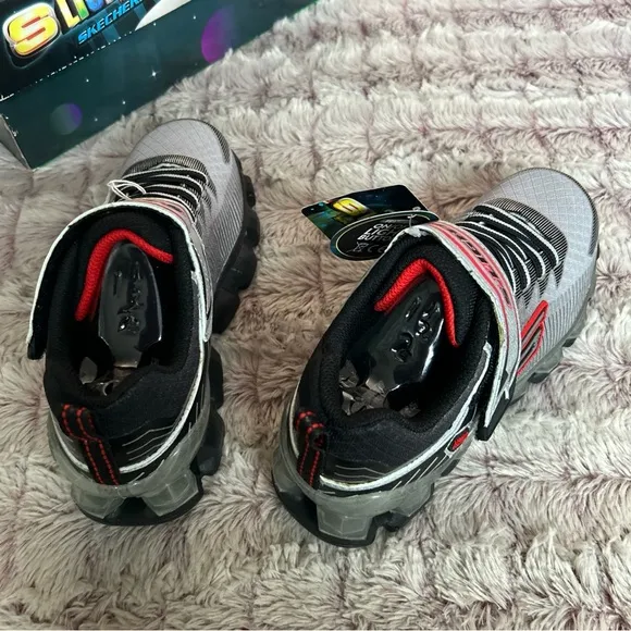 S Lights Powered by Skechers Sneakers Size 2 Out Of Space They Light Up