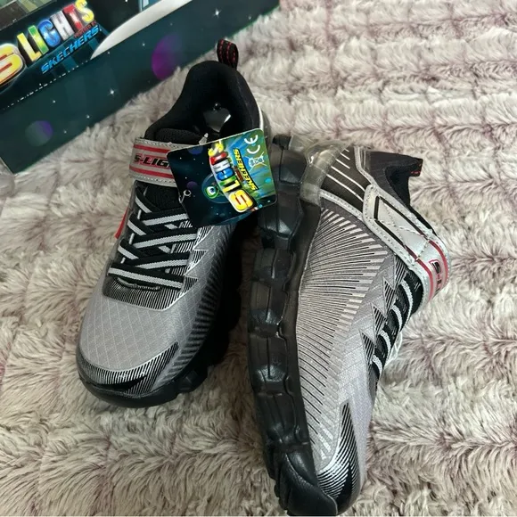 S Lights Powered by Skechers Sneakers Size 2 Out Of Space They Light Up