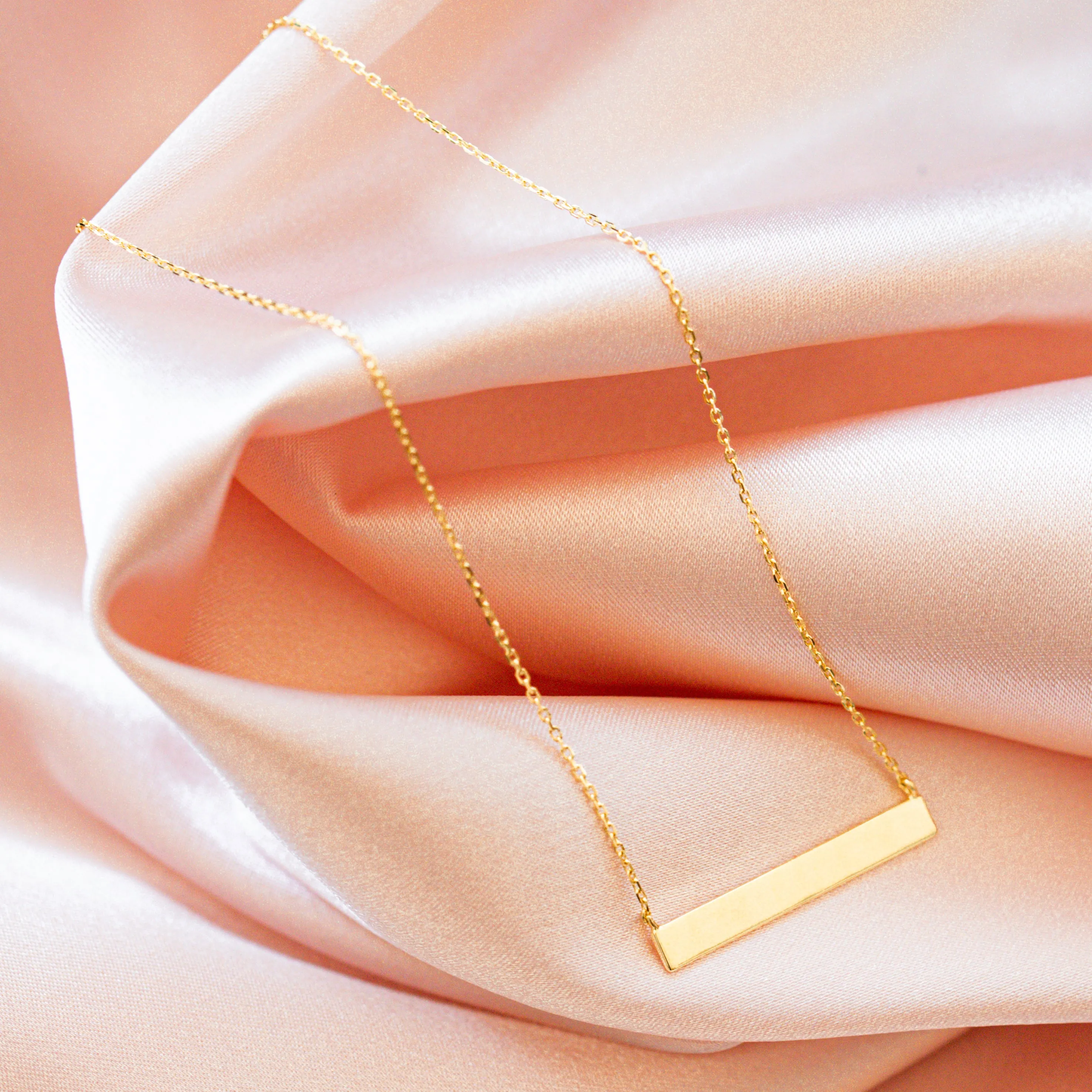 Simple Bar Necklace