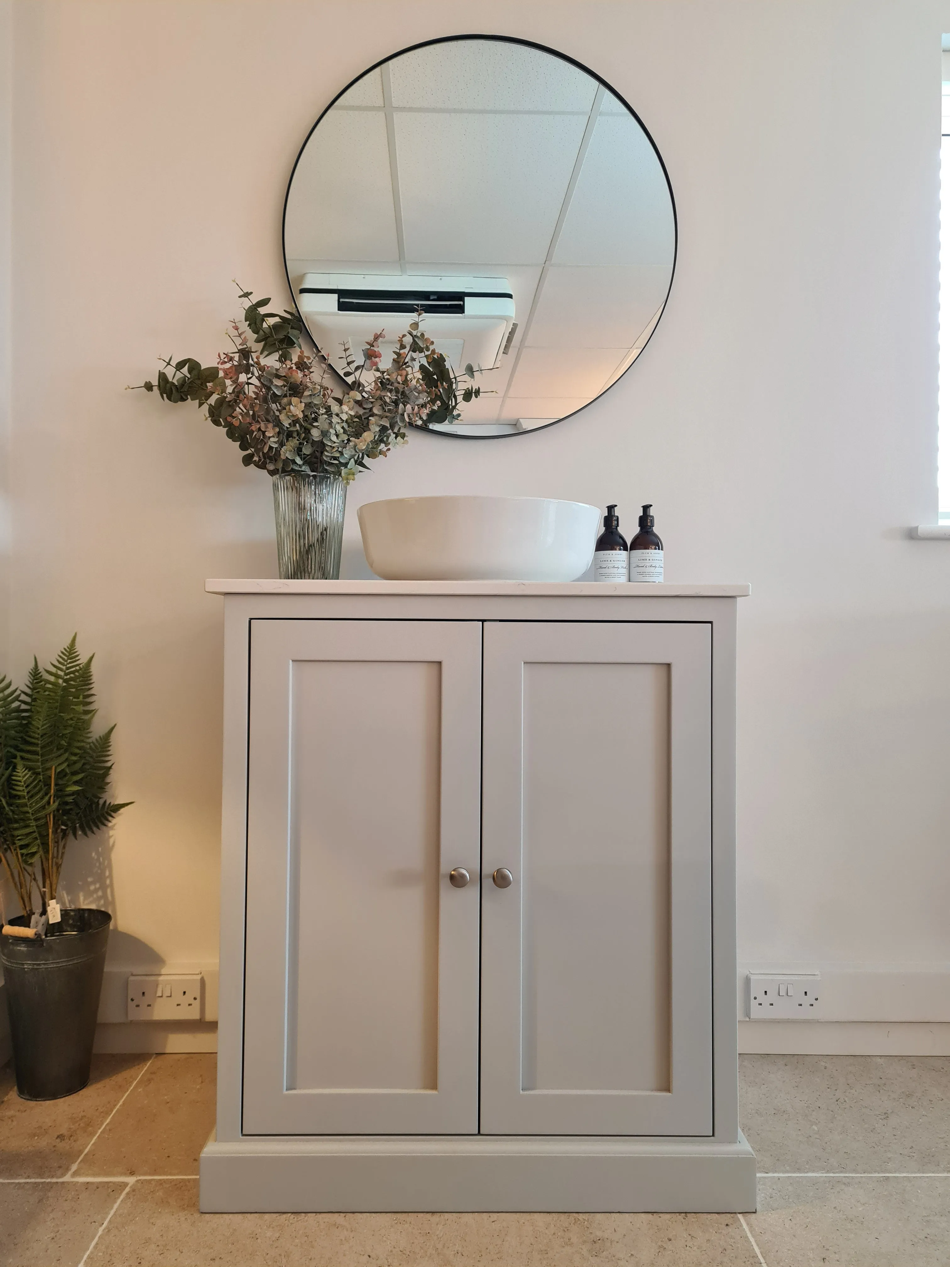 Simple Shaker Vanity Unit