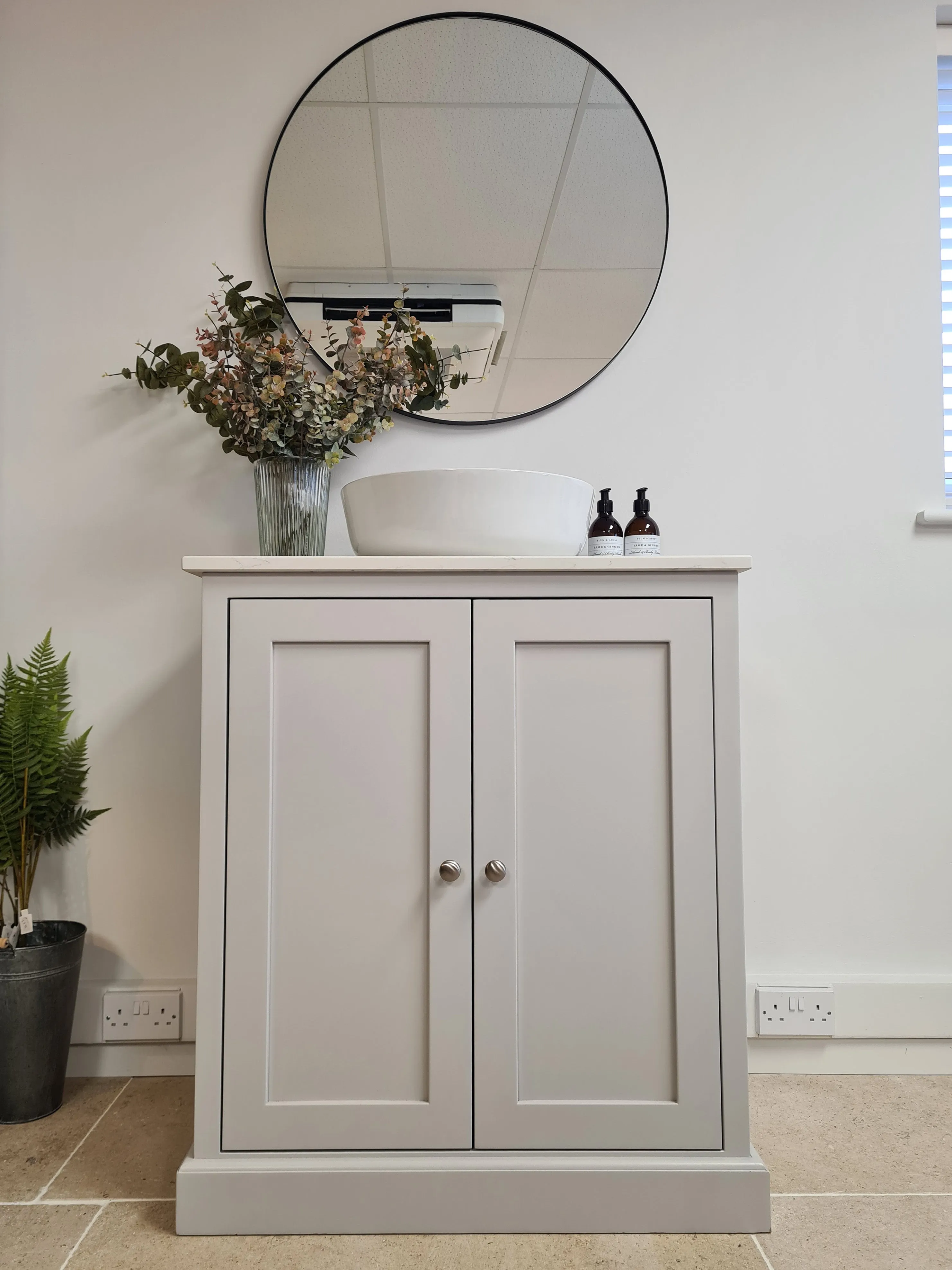 Simple Shaker Vanity Unit