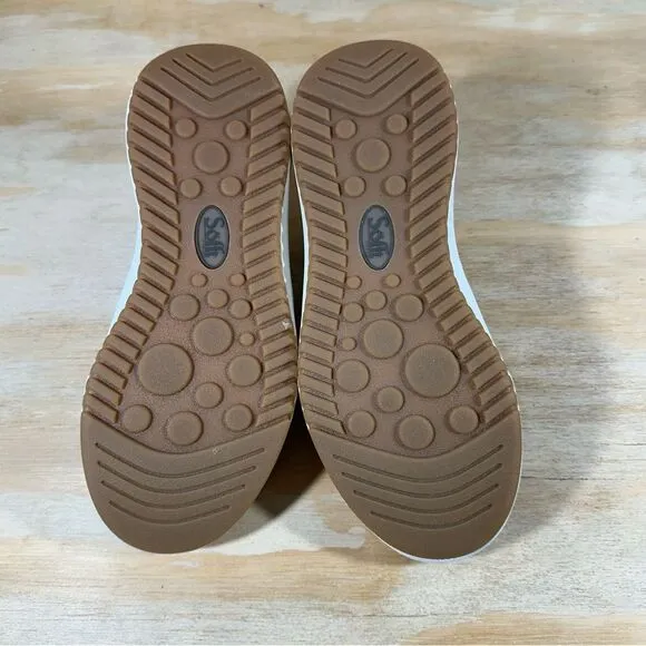Sofft Watney Olive Platform Slip On Sneakers Women’s Size 6